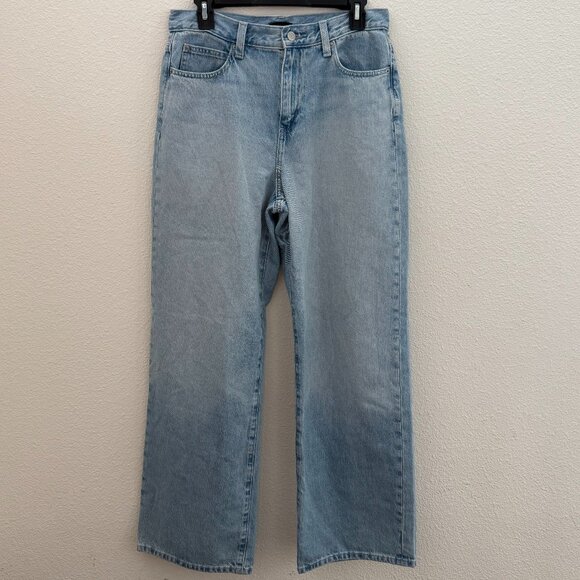 UNIQLO Light Wash Denim Jeans - Picture 1 of 4